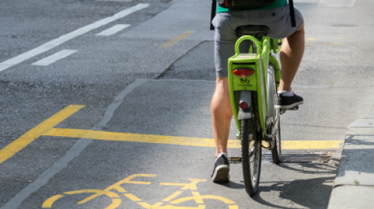 Kerékpársávokat alakítanak ki a Villányi úton – tovább nő az összefüggő hálózat